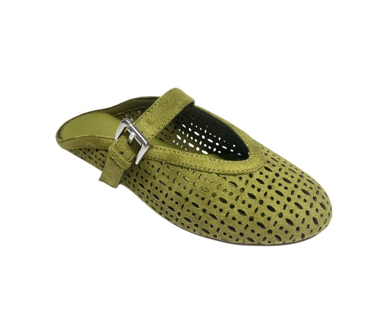 DHK559-49 GREEN NOVA ECXEL SIZE 13 SS27 SAMPLE 2026-5-16 (1)